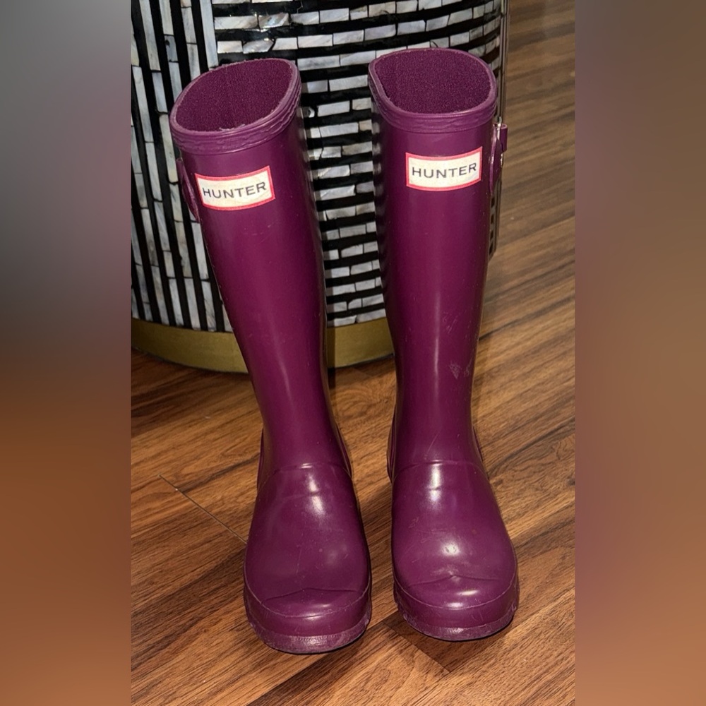Girls Hunter Original Tall Gloss Violet Wellington/Rain Boot Sz 2